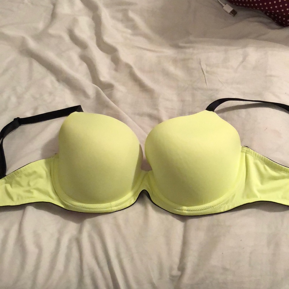 Pink bra 34DD
